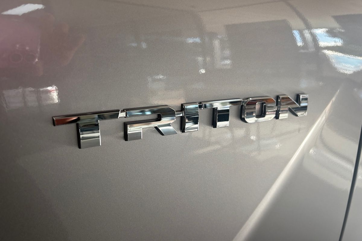 2025 Mitsubishi Triton GLX MV 4X4