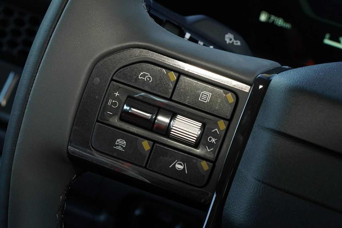 2025 Kia Tasman SX TK 4X4