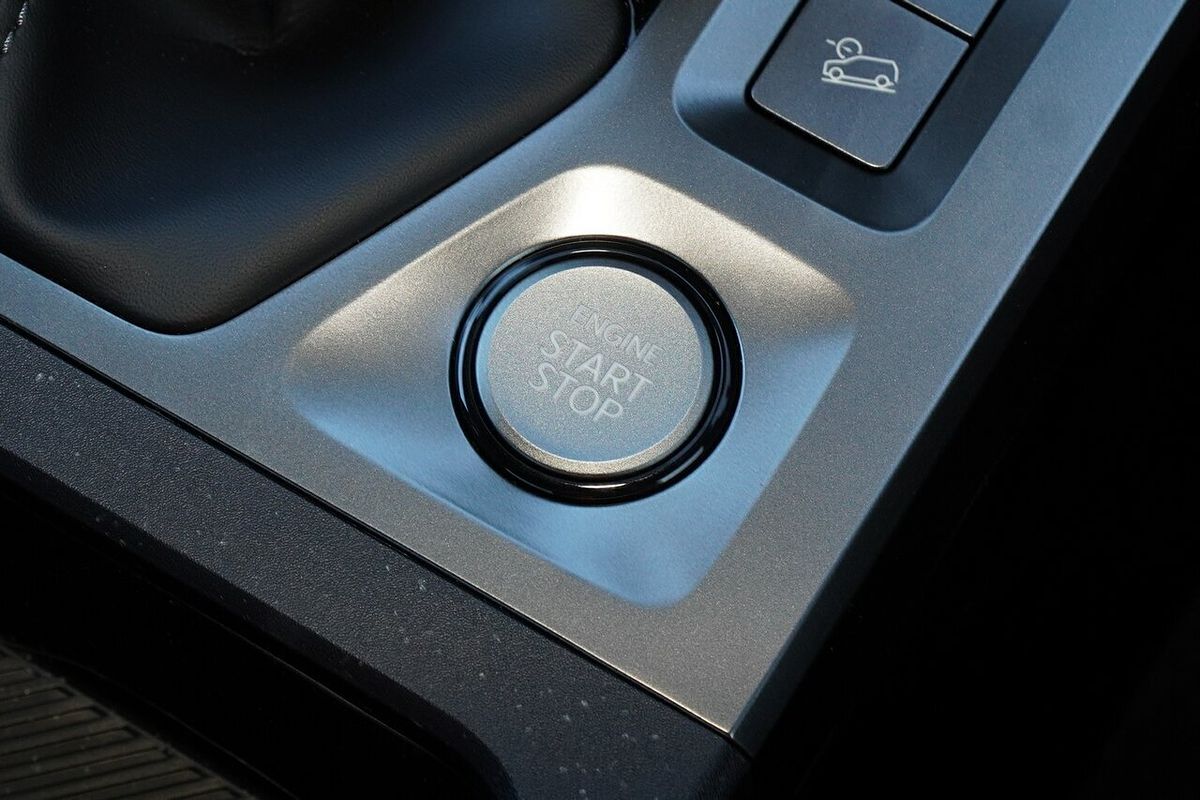 2025 Kia Tasman SX TK 4X4
