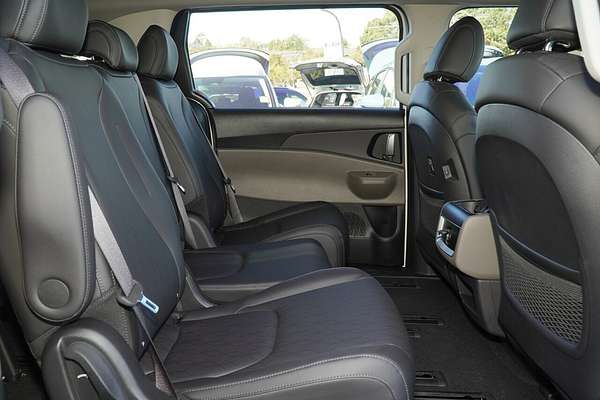 2025 Kia Carnival Sport KA4 PE