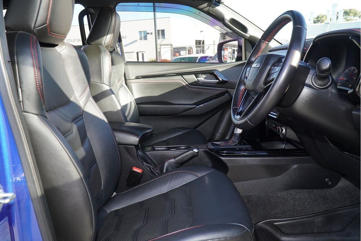 2023 Isuzu D-MAX X-TERRAIN 4X4