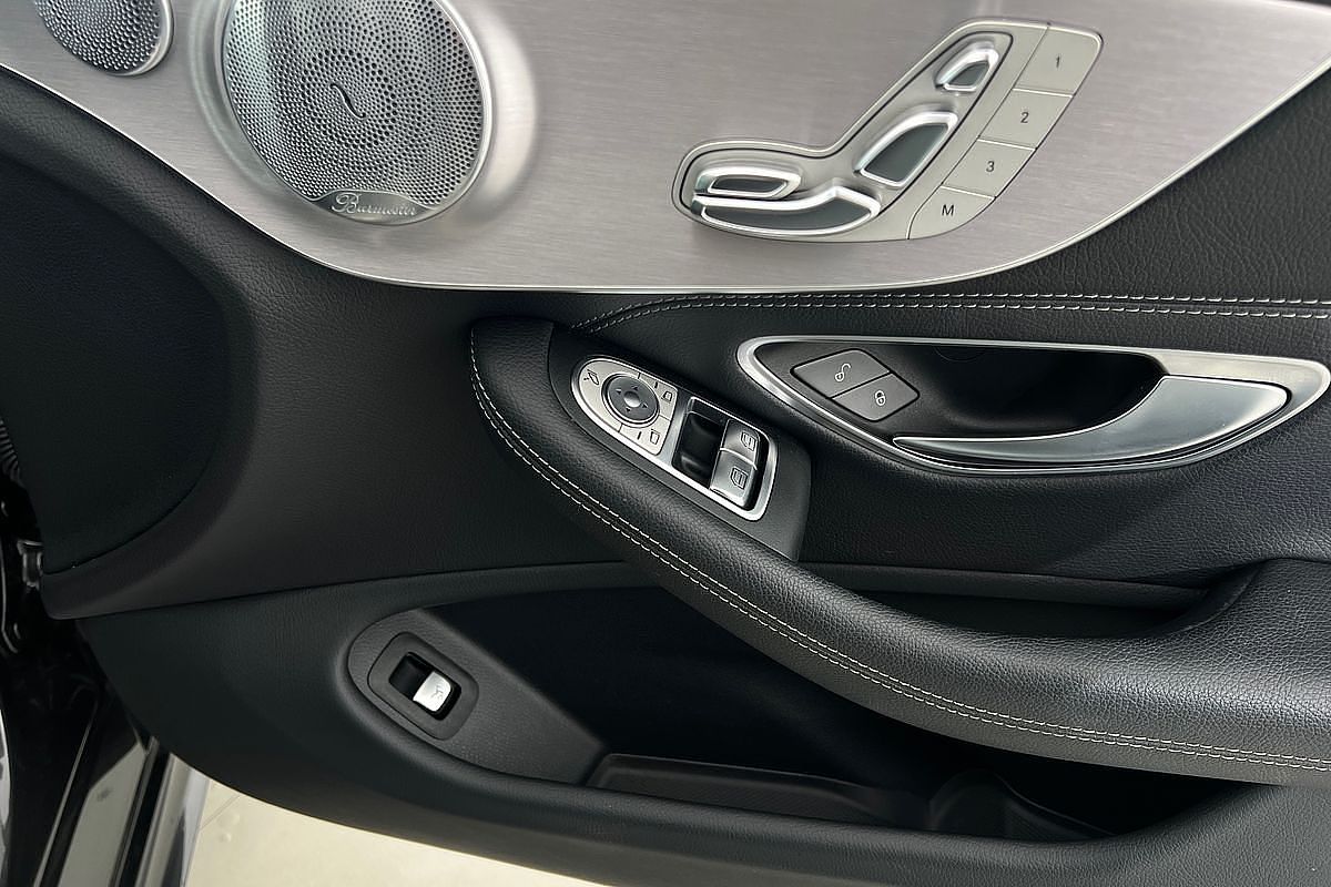 2019 Mercedes-Benz C-Class C200 C205