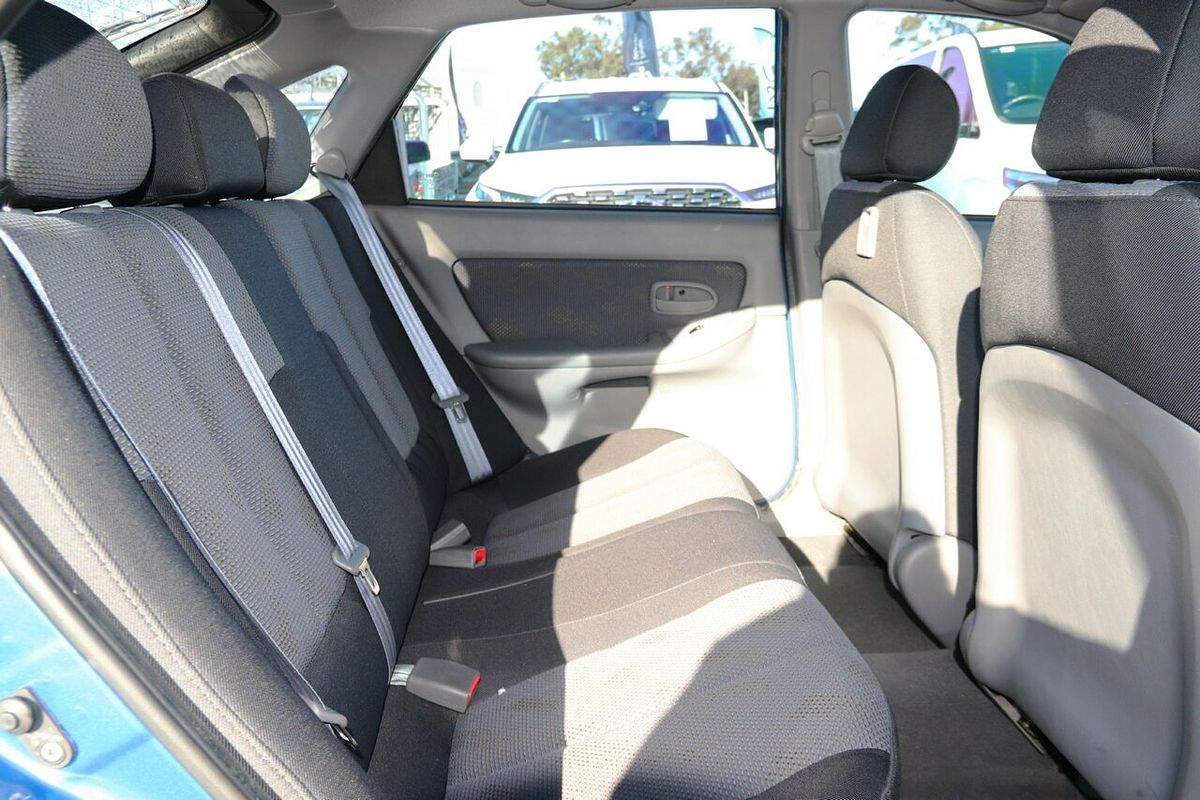 2004 Hyundai Elantra XD