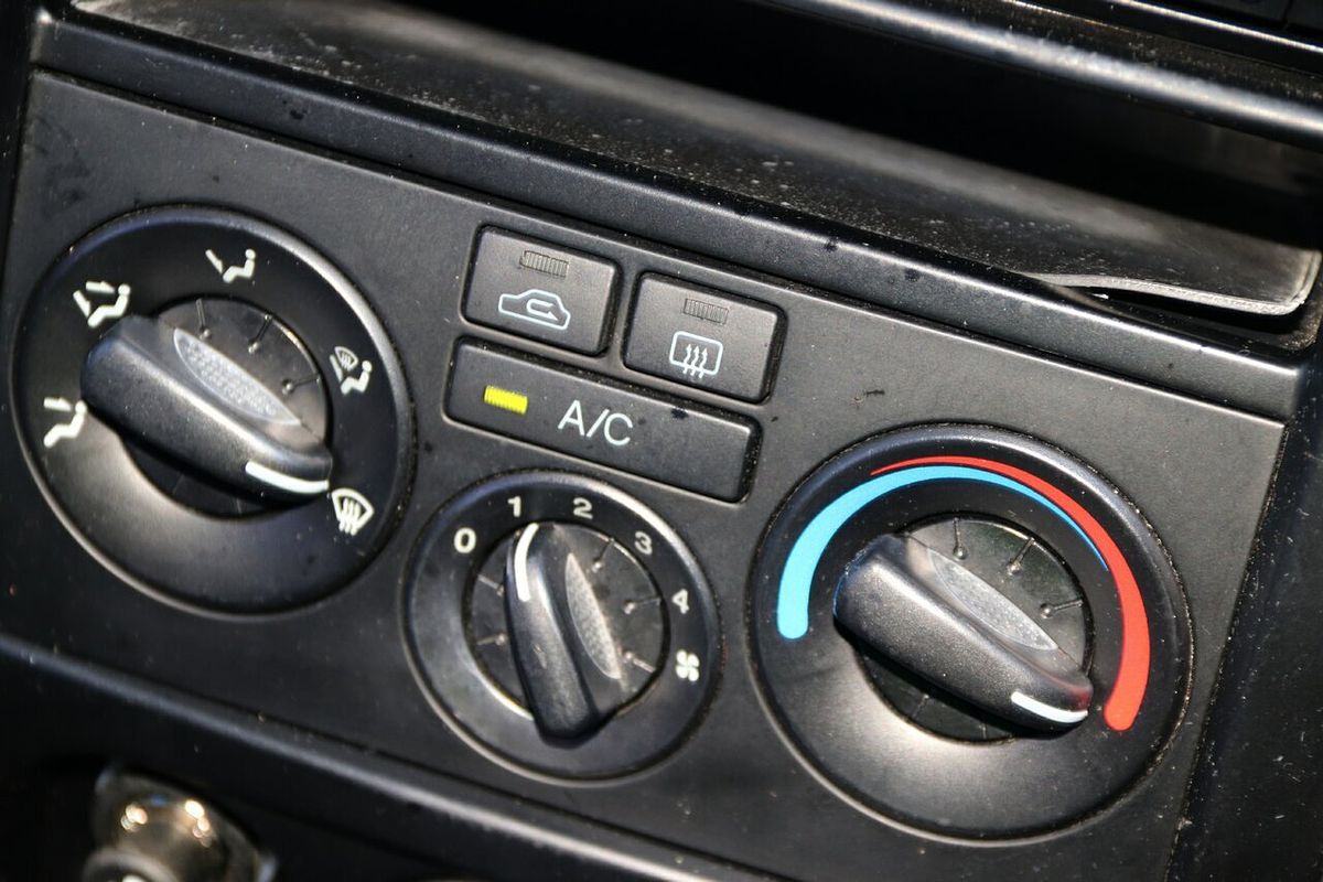2004 Hyundai Elantra XD