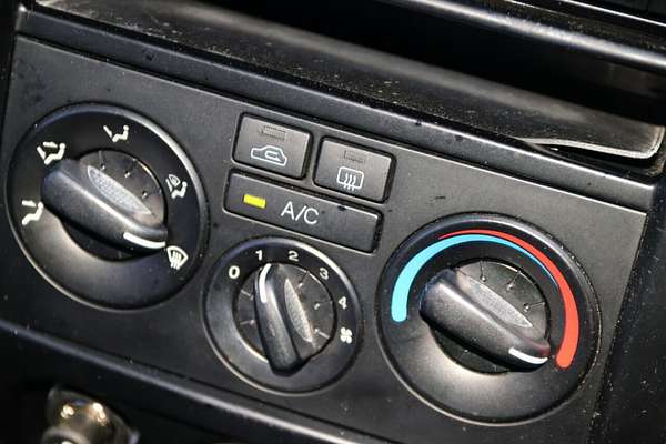 2004 Hyundai Elantra XD