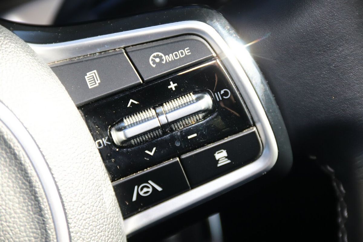 2023 Kia Sorento Sport MQ4