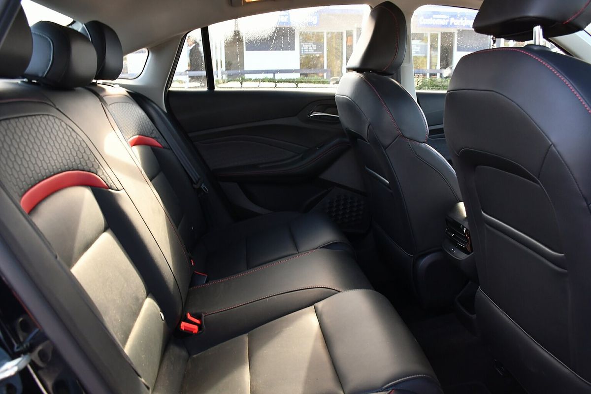 2023 MG MG5 Essence