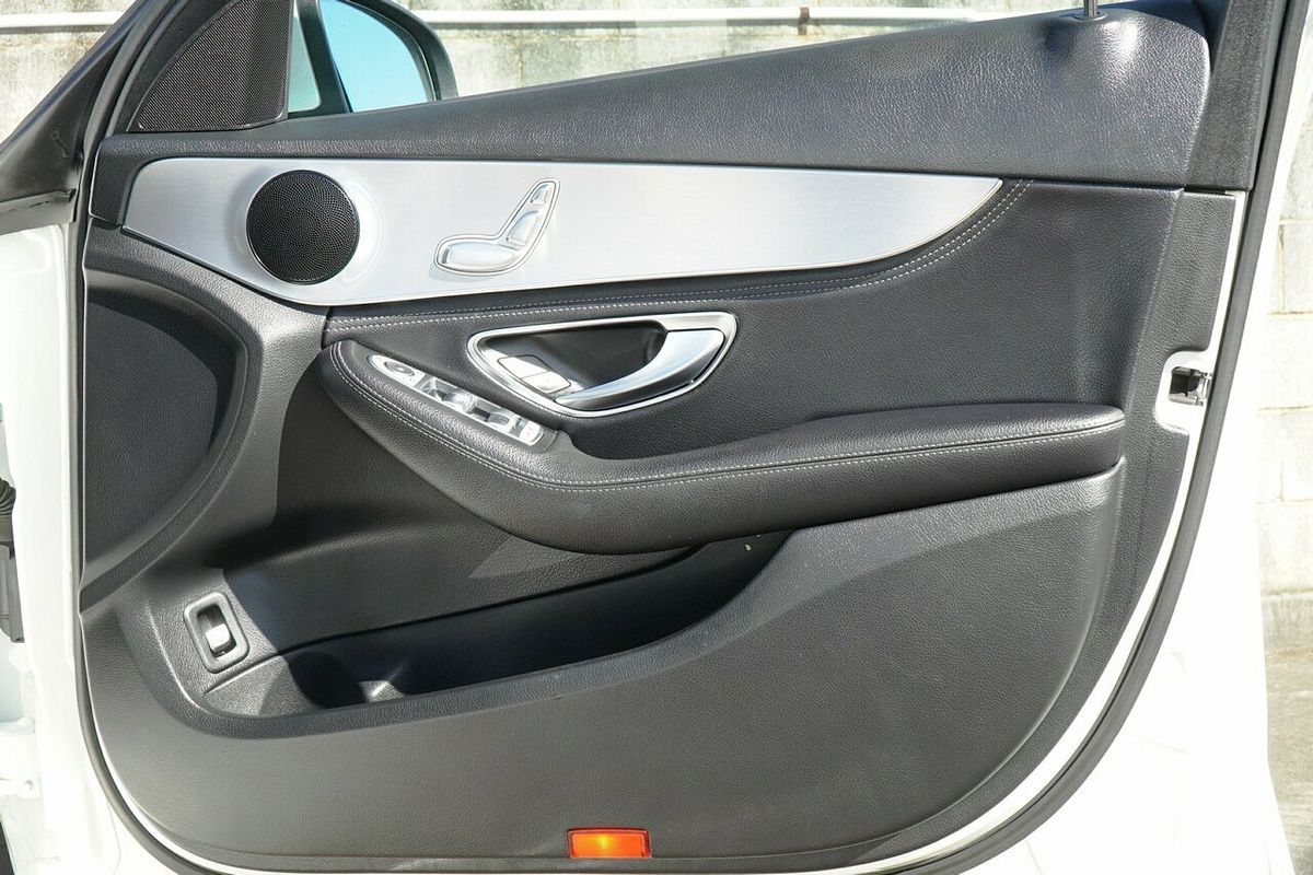 2015 Mercedes-Benz C-Class C200 W205