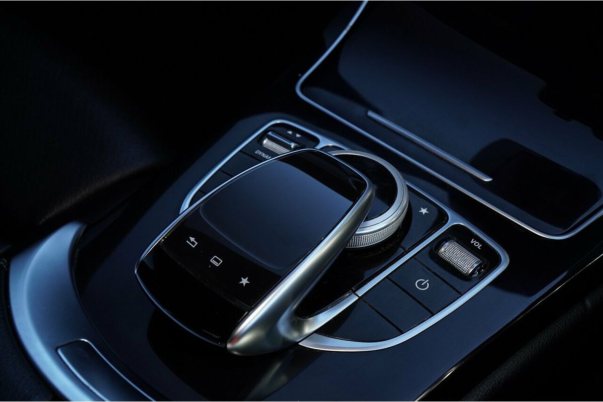 2015 Mercedes-Benz C-Class C200 W205