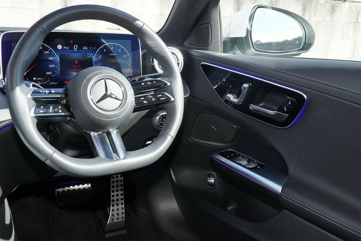 2023 Mercedes-Benz C-Class C300 W206