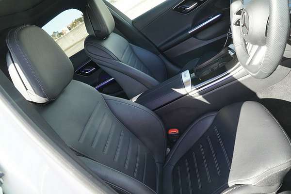 2023 Mercedes-Benz C-Class C300 W206