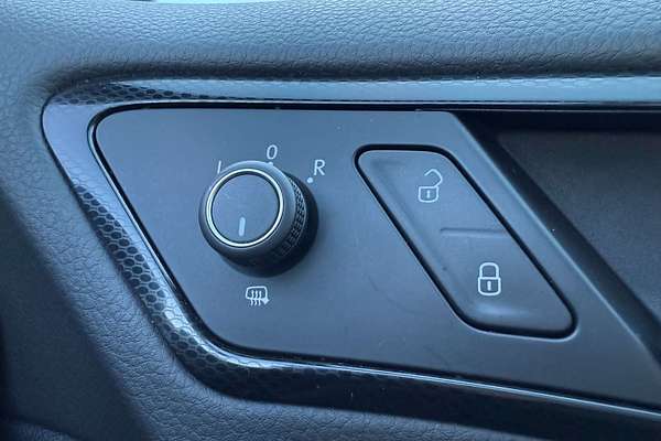 2016 Volkswagen Golf 110TDI Highline 7