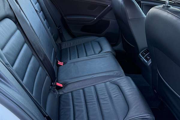2016 Volkswagen Golf 110TDI Highline 7
