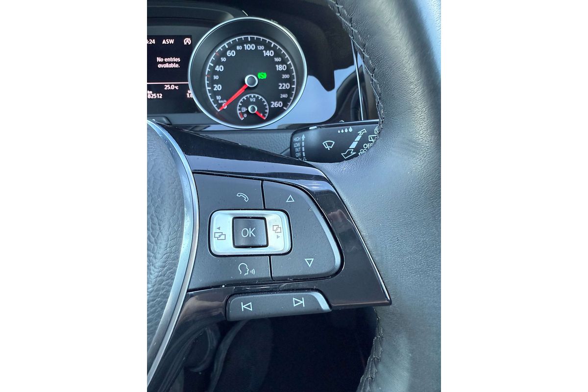 2016 Volkswagen Golf 110TDI Highline 7
