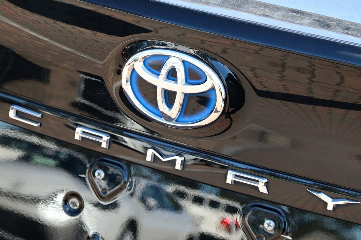 2024 Toyota Camry Ascent AXVH70R
