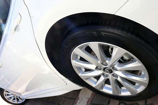 2019 Toyota Camry Ascent Sport AXVH71R