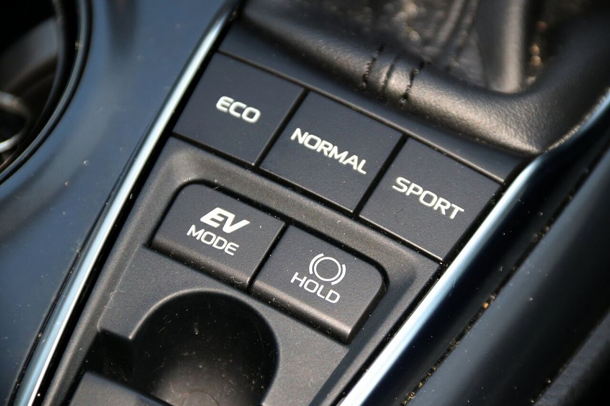 2019 Toyota Camry Ascent Sport AXVH71R