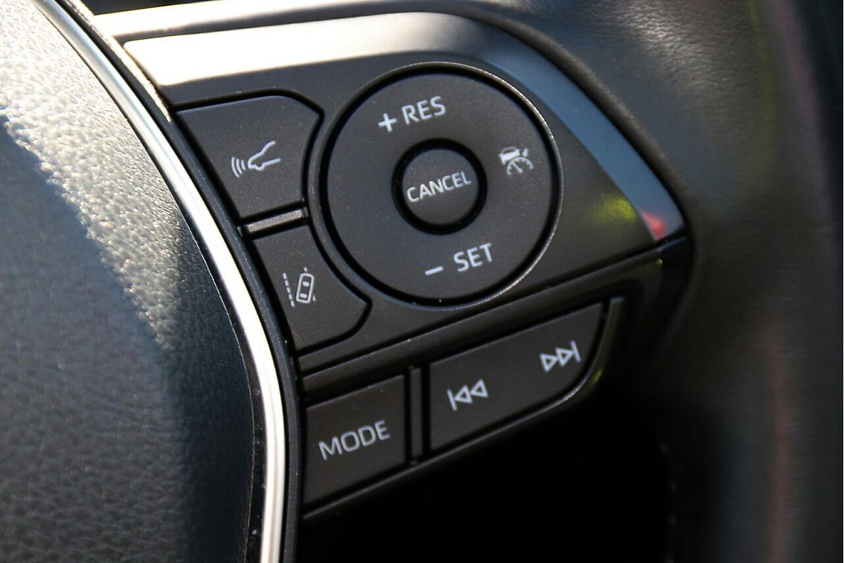 2019 Toyota Camry Ascent Sport AXVH71R