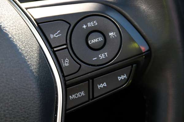 2019 Toyota Camry Ascent Sport AXVH71R