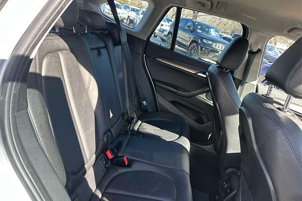 2016 BMW X1 sDrive20i F48