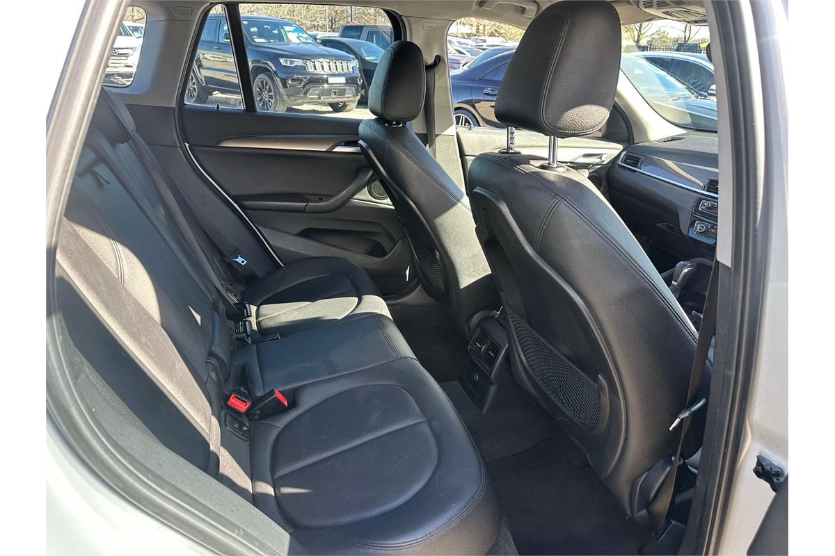 2016 BMW X1 sDrive20i F48
