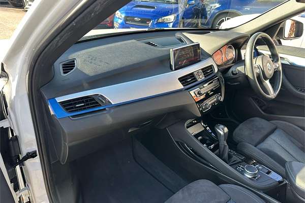 2019 BMW X1 sDrive18d F48