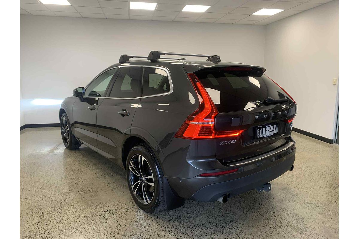 2021 Volvo XC60 T5 Momentum