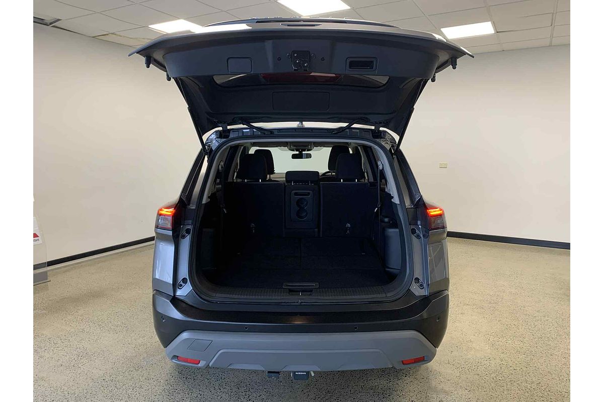 2023 Nissan X-TRAIL ST T33