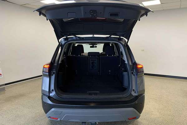 2023 Nissan X-TRAIL ST T33