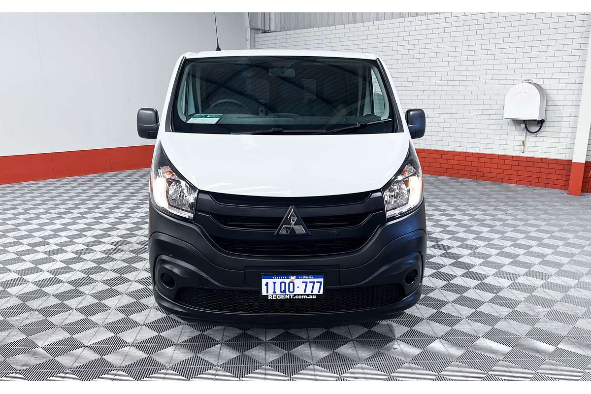 2022 Mitsubishi Express GLX SN LWB