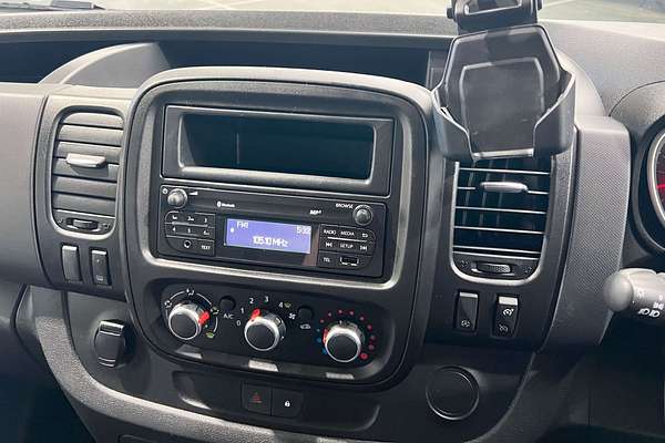 2022 Mitsubishi Express GLX SN LWB