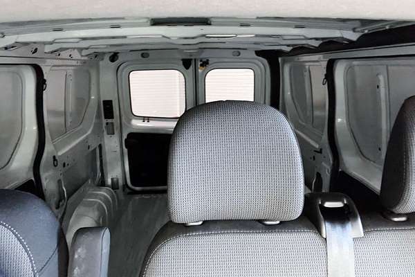 2022 Mitsubishi Express GLX SN LWB