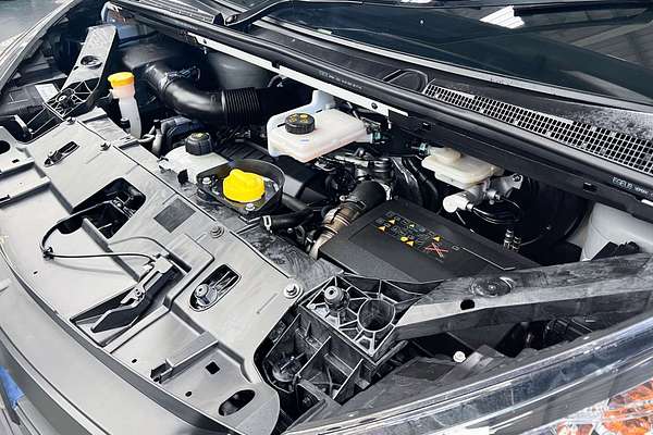 2022 Mitsubishi Express GLX SN LWB