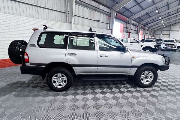 2007 Toyota Landcruiser GXL UZJ100R