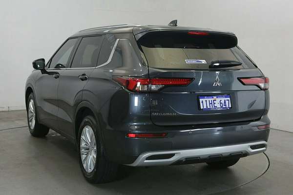 2024 Mitsubishi Outlander LS ZM