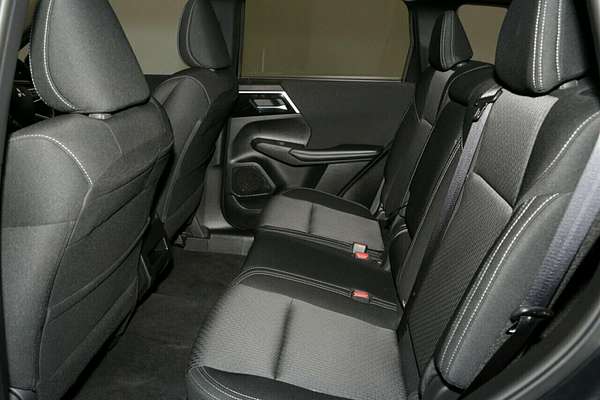 2024 Mitsubishi Outlander LS ZM