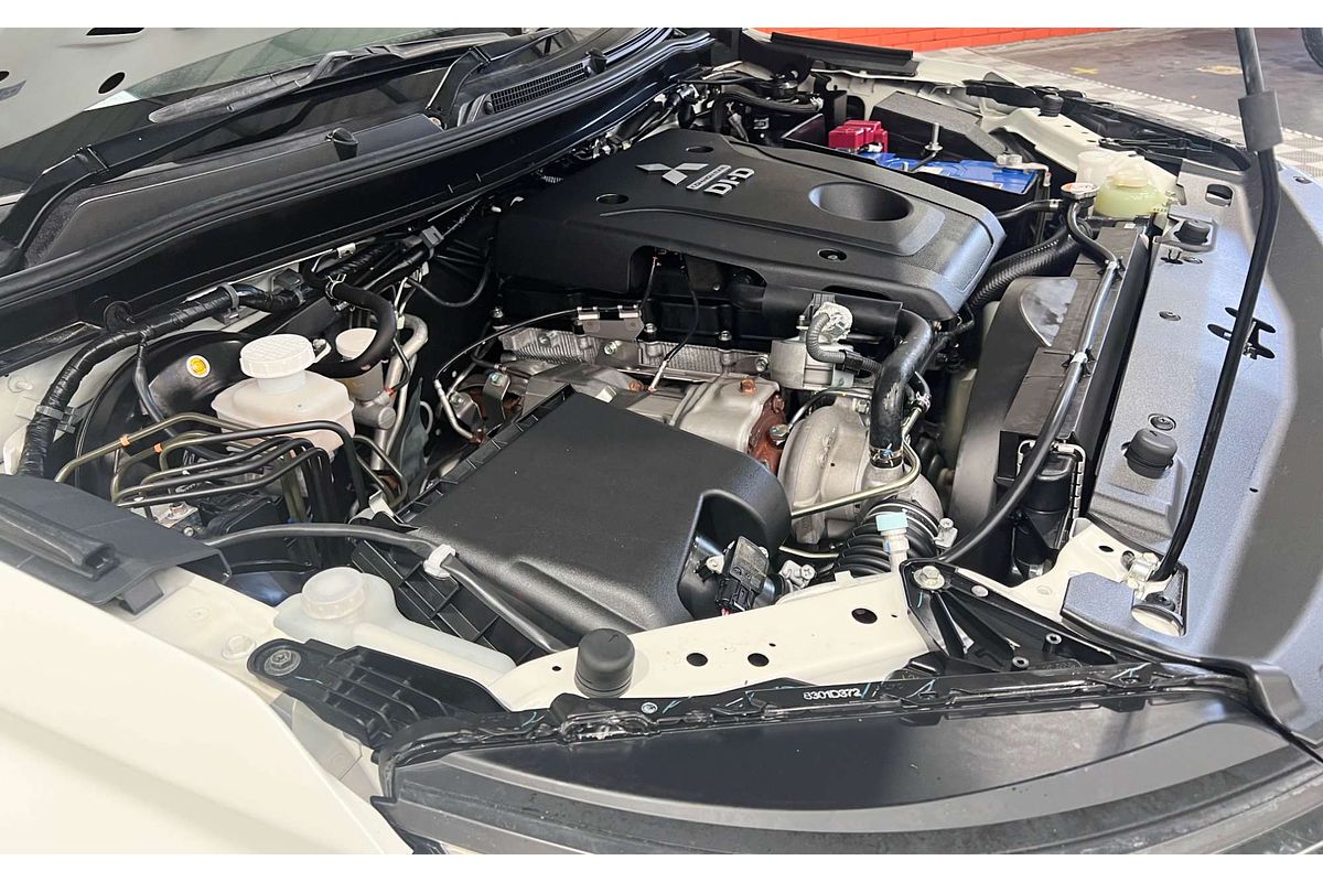 2019 Mitsubishi Triton GLX+ MR 4X4