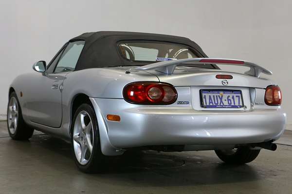 2000 Mazda MX-5 NB Series 1