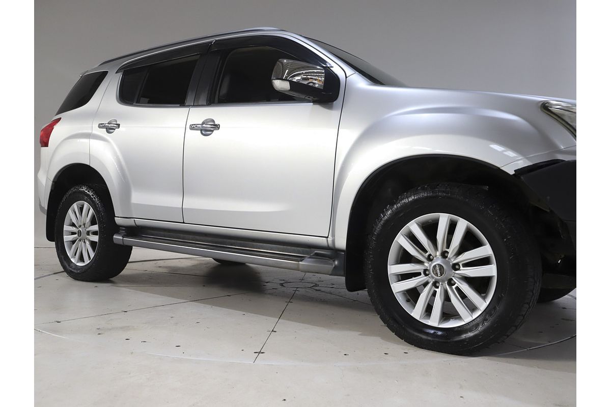 2018 Isuzu MU-X LS-T