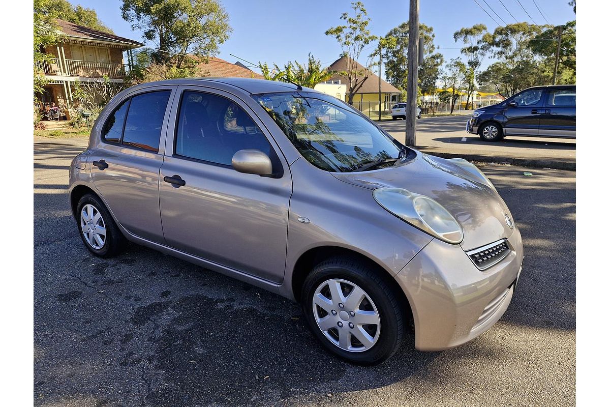 2010 Nissan Micra K12