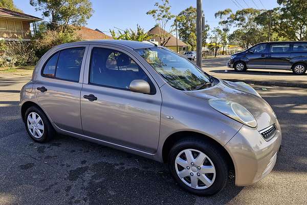 2010 Nissan Micra K12