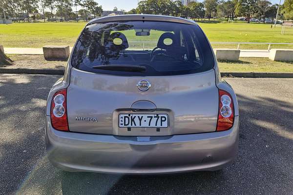 2010 Nissan Micra K12