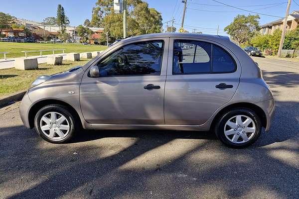 2010 Nissan Micra K12