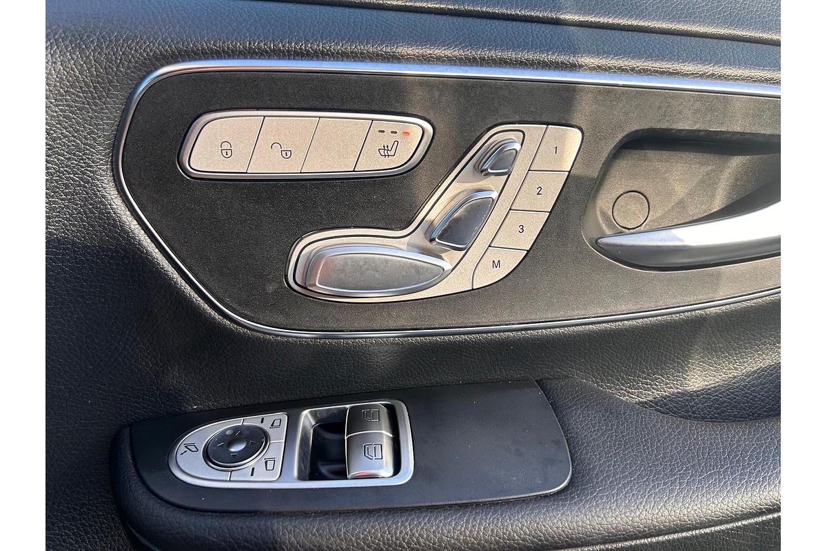 2020 Mercedes-Benz V-Class V220 d 447