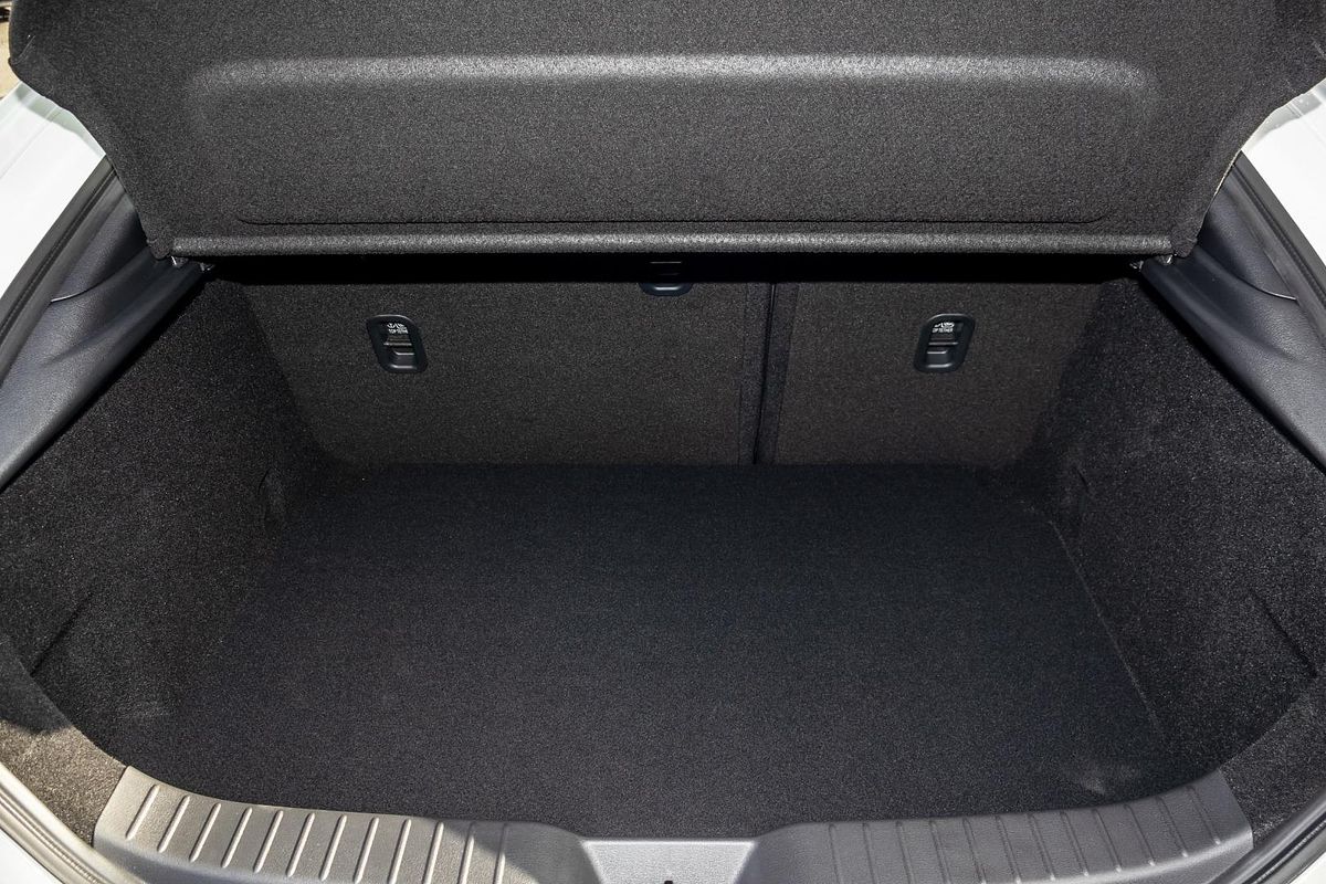 2025 Mazda 3 G20 Touring BP Series