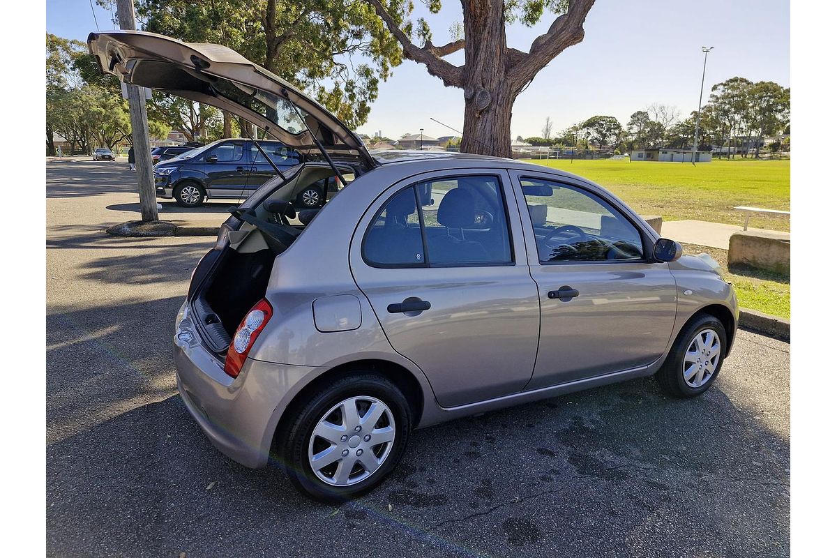 2010 Nissan Micra K12