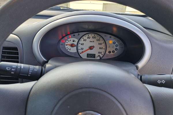 2010 Nissan Micra K12