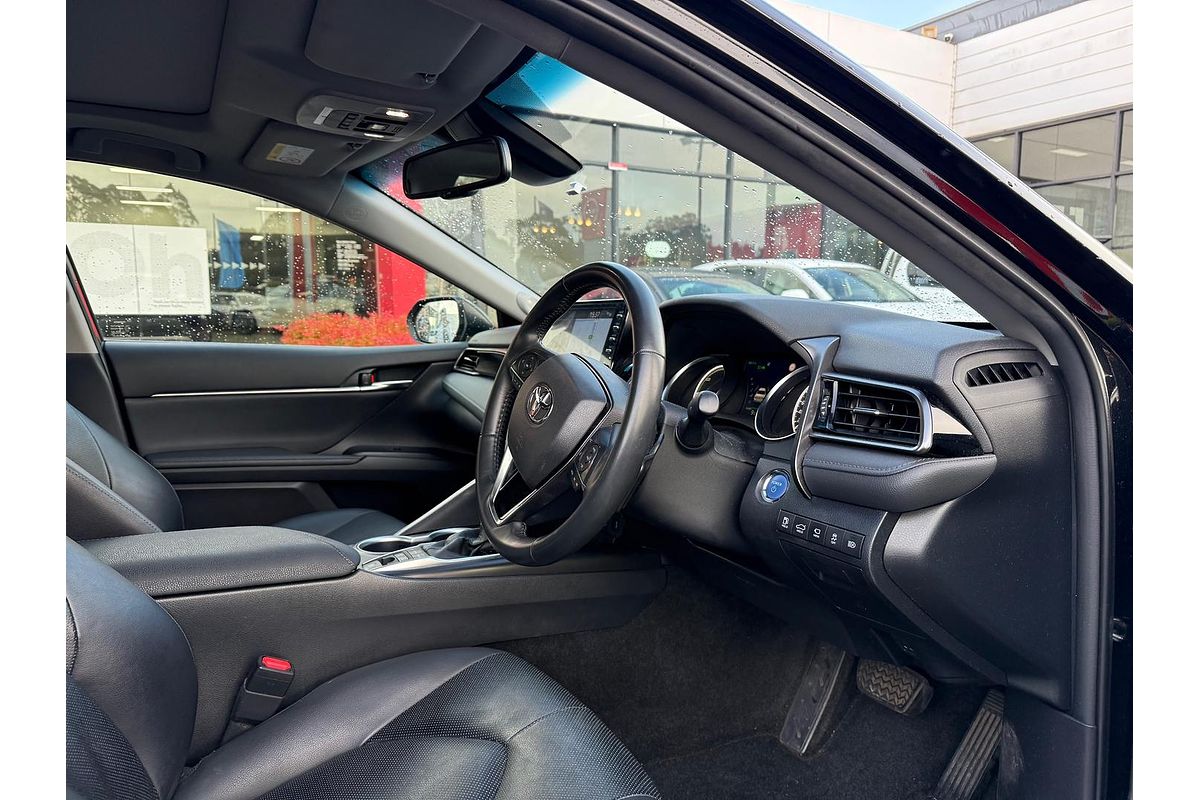 2021 Toyota Camry SL AXVH70R