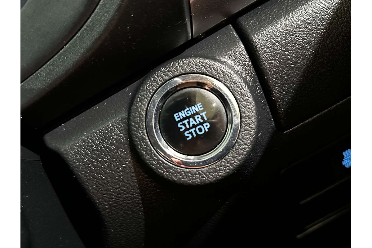 2018 Toyota Hilux SR5 GUN126R 4X4