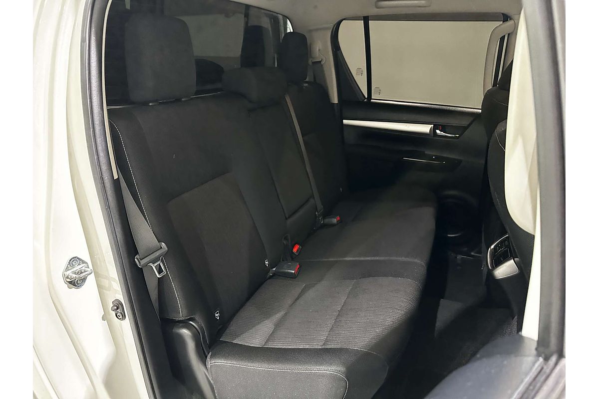 2018 Toyota Hilux SR5 GUN126R 4X4